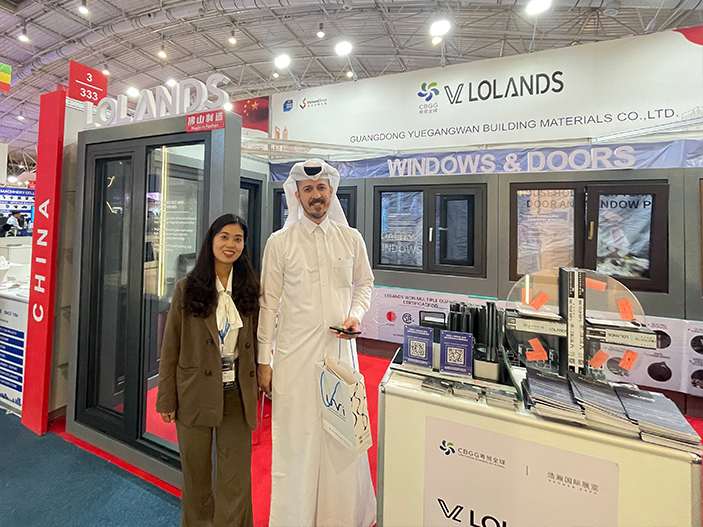 International partners with the Vexis sales team