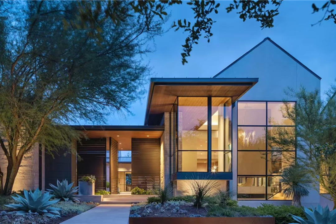 Vexis slim frame sliding door system in California, USA