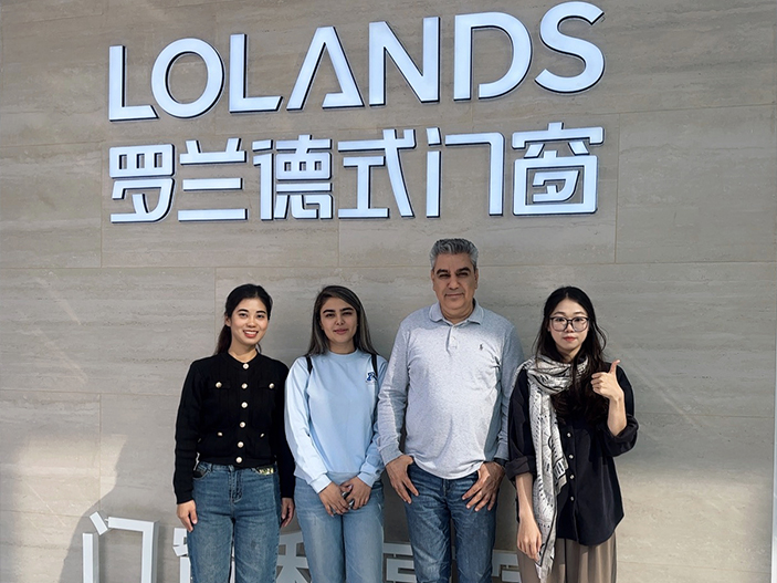 Vexis team meeting with international buyers